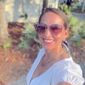 Meet your Posher, Katelyn